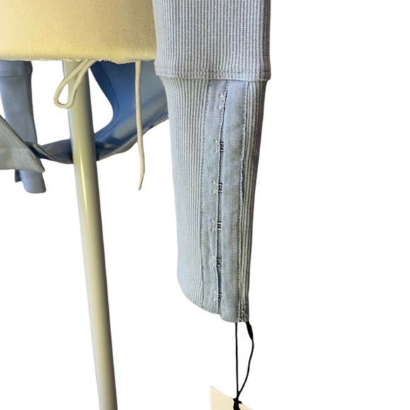 7 FOR ALL MANKIND ribbed pastel blue v neck BODYSUIT medium - Picture 3 of 6